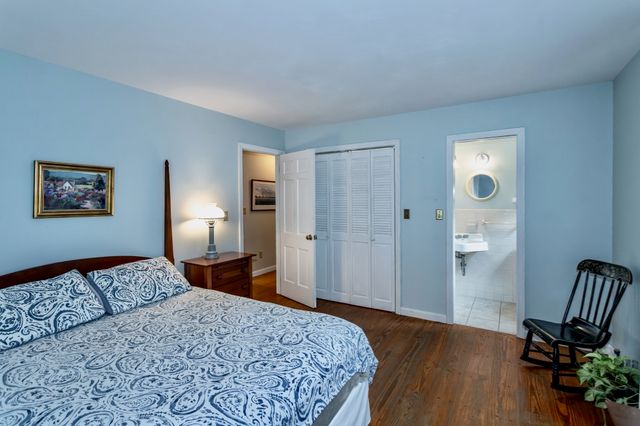 26 Morningside Drive, Westfield, MA 01085