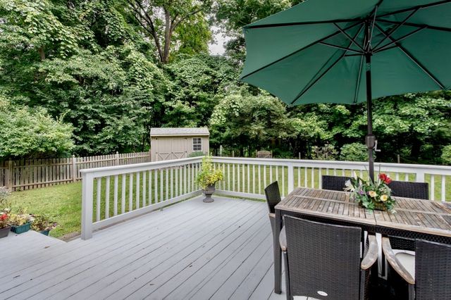 26 Morningside Drive, Westfield, MA 01085