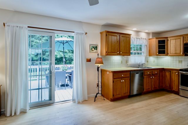 26 Morningside Drive, Westfield, MA 01085