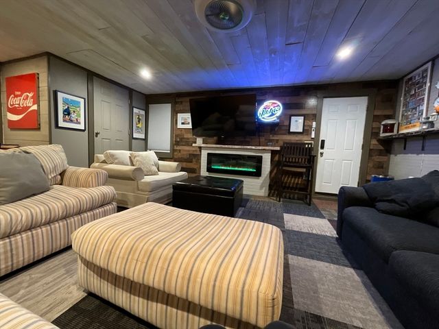 16 Elton, Yarmouth, MA 02673