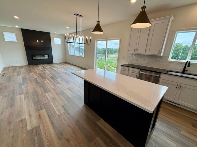 819 Walnut Grove Lane, Hanover, MN 55341