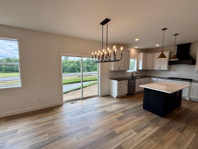 819 Walnut Grove Lane, Hanover, MN 55341