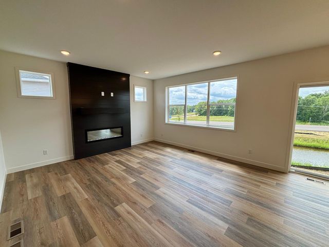 819 Walnut Grove Lane, Hanover, MN 55341