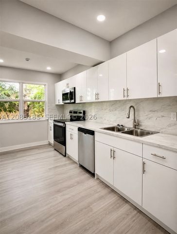 3540 NW 38th Ter 0, Lauderdale Lakes, FL 33309