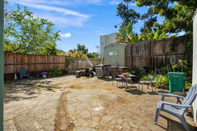 4121 Opal Street, Oakland, CA 94609