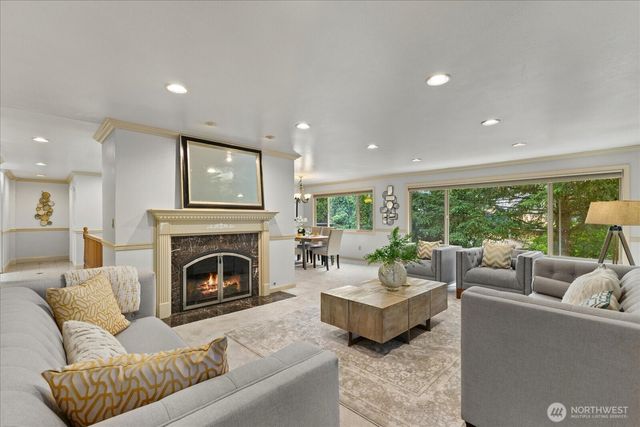 1704 154th Avenue SE, Bellevue, WA 98007