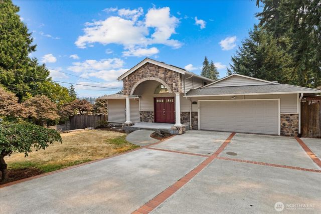 1704 154th Avenue SE, Bellevue, WA 98007