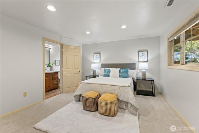 1704 154th Avenue SE, Bellevue, WA 98007