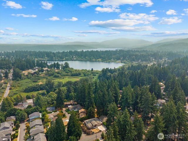 1704 154th Avenue SE, Bellevue, WA 98007