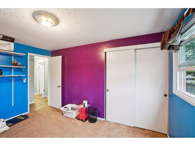 907 Se 179TH Ave, Portland, OR 97233