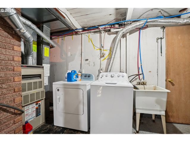 907 Se 179TH Ave, Portland, OR 97233