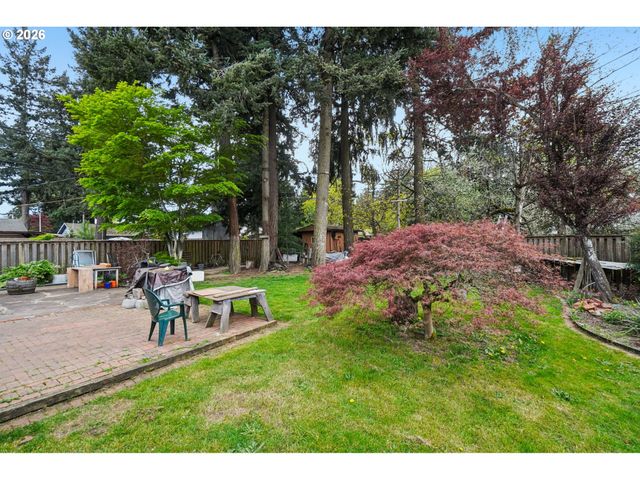 907 Se 179TH Ave, Portland, OR 97233