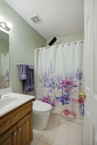 1042 Watauga Ct, Thompsons Station, TN 37179