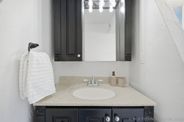 2921 W 64th Street, Tulsa, OK 74132