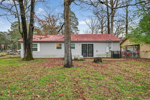 3521 Pinewood Loop, Little Rock, AR 72209