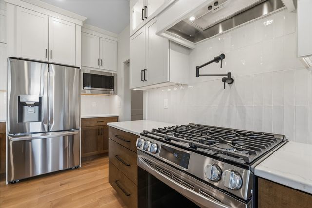 4135 Tall Pines Court, Marion, IA 52302