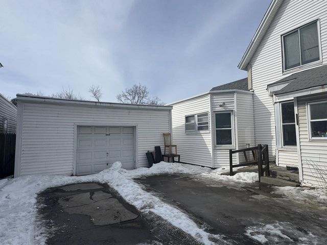 187 North Champlain Street, Burlington, VT 05401