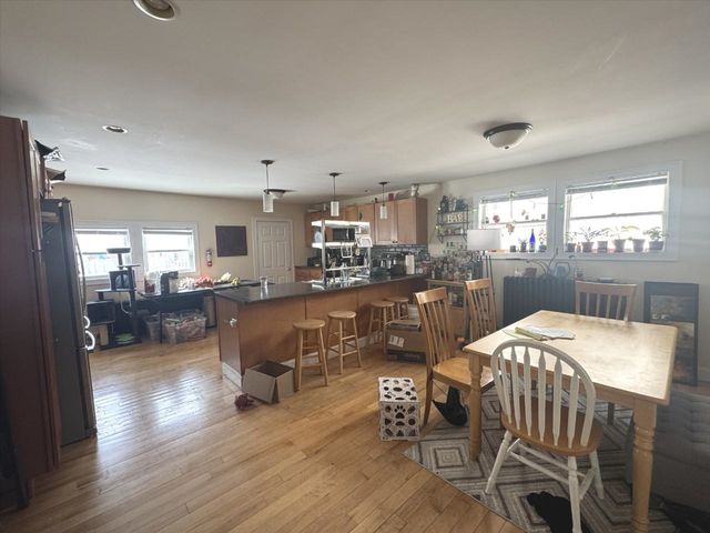 187 North Champlain Street, Burlington, VT 05401