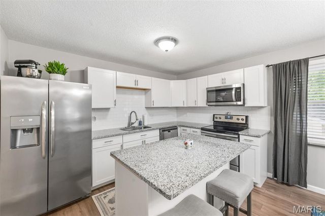 13 Spring Fawn Lane, St Peters, MO 63376