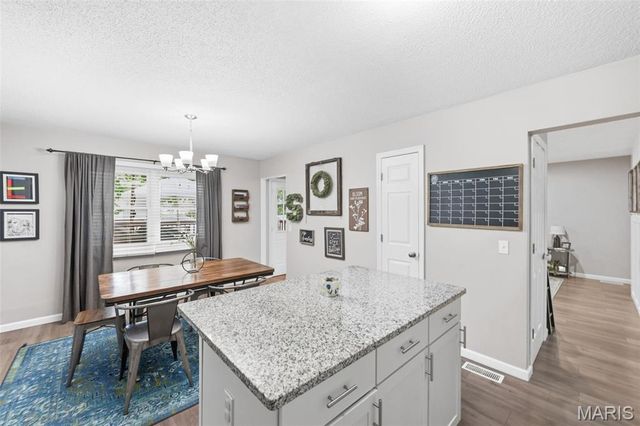 13 Spring Fawn Lane, St Peters, MO 63376