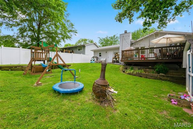 13 Spring Fawn Lane, St Peters, MO 63376