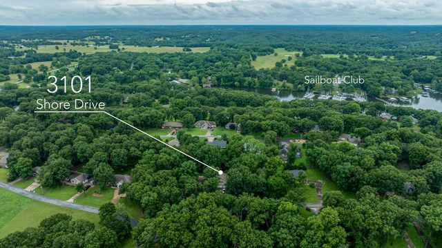 3101 Shore Dr, Grove, OK 74344