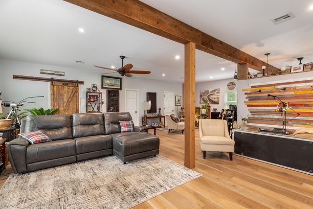 3101 Shore Dr, Grove, OK 74344