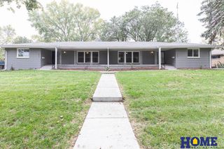 2535 Saint Thomas Drive, Lincoln, NE 68502