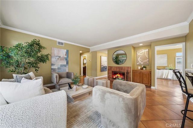 137 W Greystone Avenue, Monrovia, CA 91016