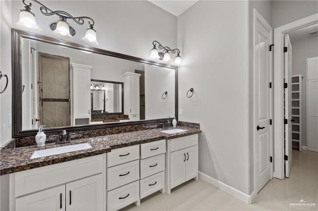 813 Sinatra Drive, Edinburg, TX 78542