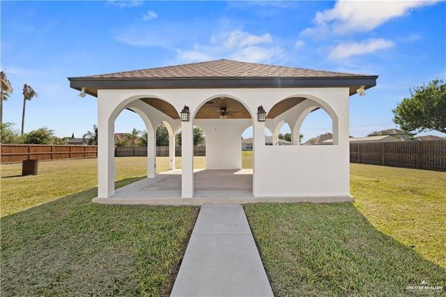 813 Sinatra Drive, Edinburg, TX 78542