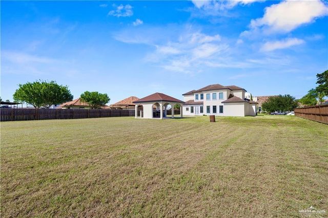 813 Sinatra Drive, Edinburg, TX 78542