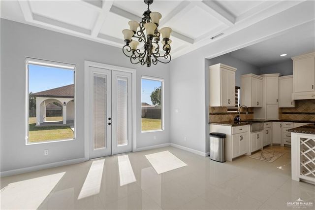 813 Sinatra Drive, Edinburg, TX 78542