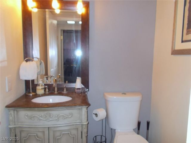 7711 Keating Circle, Las Vegas, NV 89147