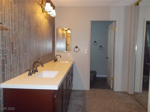 7711 Keating Circle, Las Vegas, NV 89147