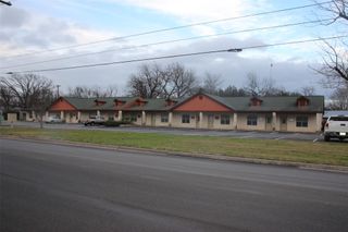 1915 S Austin Ave 111, 112, Georgetown, TX 78626