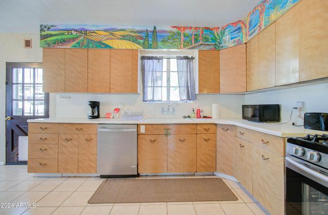 877 E SYCAMORE Street, Globe, AZ 85501