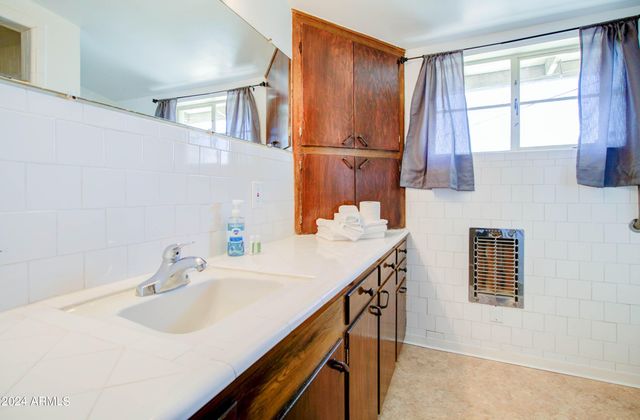 877 E SYCAMORE Street, Globe, AZ 85501