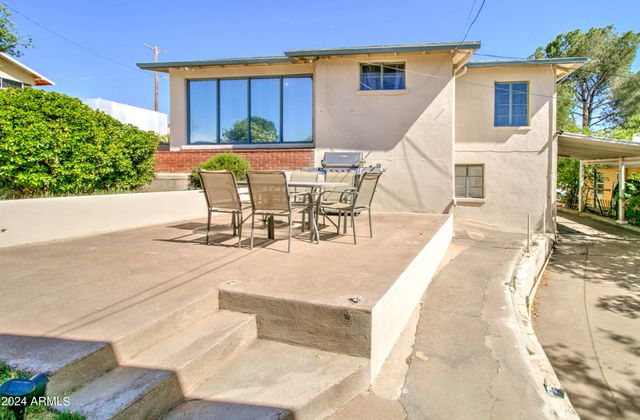 877 E SYCAMORE Street, Globe, AZ 85501