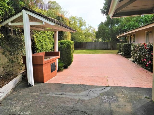 1205 Sierra Madre Boulevard, San Marino, CA 91108
