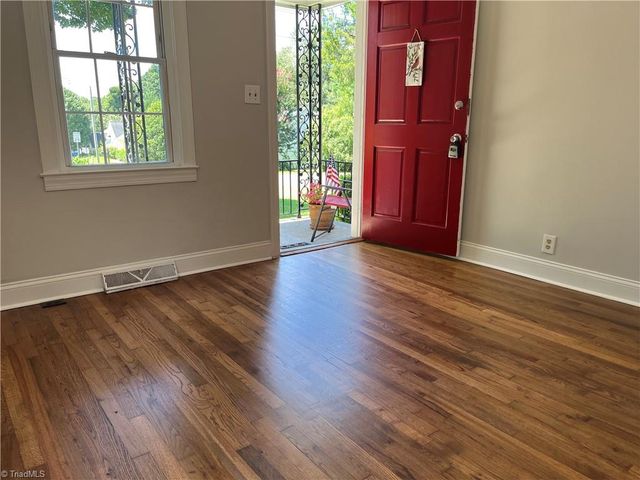 3351 Emory Drive, Winston-salem, NC 27103