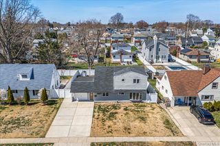 65 Prentice Road, Levittown, NY 11756