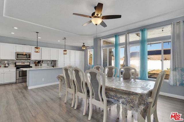 13292 Via Del Lago, Victorville, CA 92392