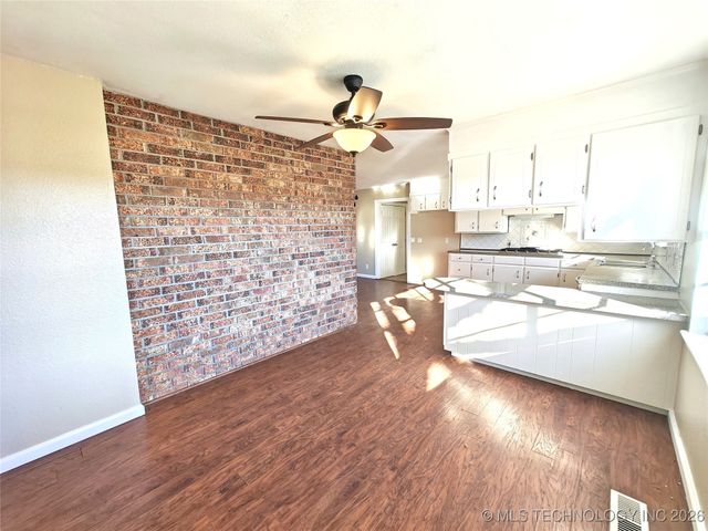 11769 W 838 Road, Tahlequah, OK 74464