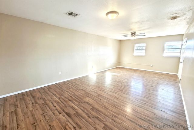 11769 W 838 Road, Tahlequah, OK 74464