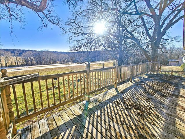 11769 W 838 Road, Tahlequah, OK 74464