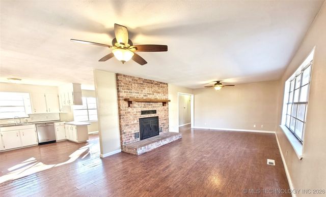 11769 W 838 Road, Tahlequah, OK 74464