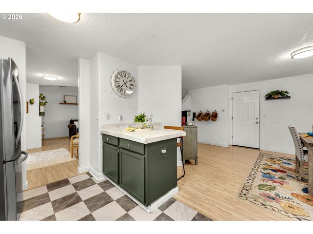1813 Se 170TH Ave, Vancouver, WA 98683