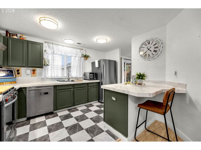 1813 Se 170TH Ave, Vancouver, WA 98683