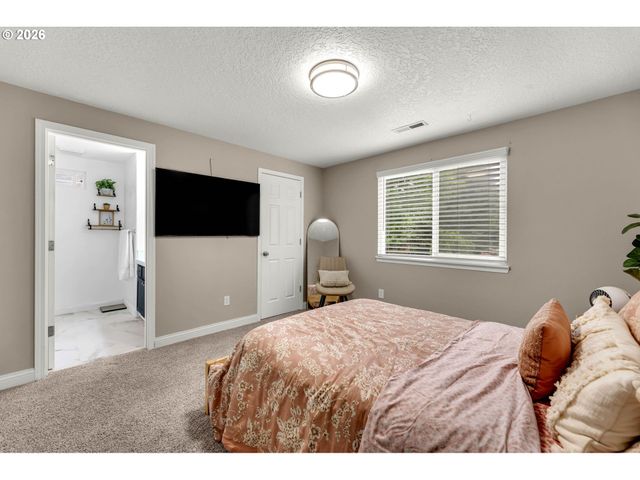 1813 Se 170TH Ave, Vancouver, WA 98683
